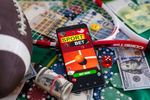 Live dealer at Singapore Pools Dragon Tiger table on runcing77